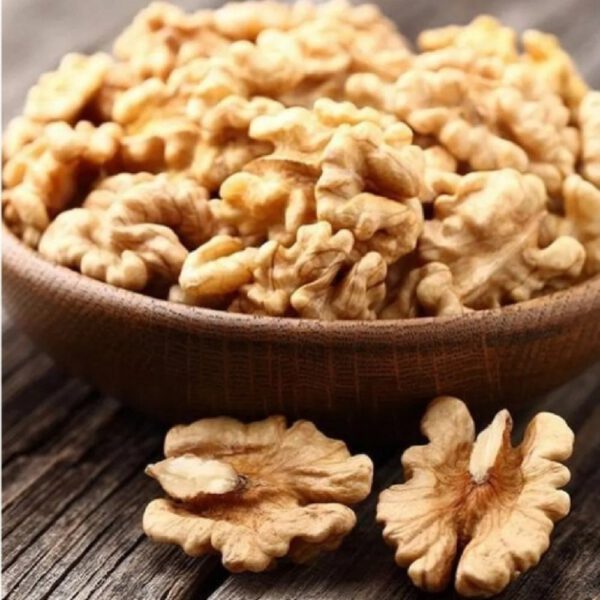 Chile Walnuts Kernels (Whole)